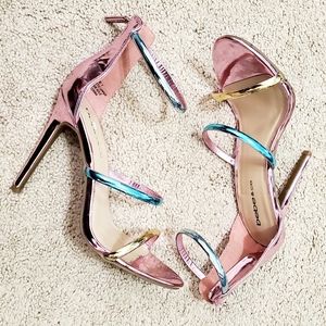 Berdine sandals